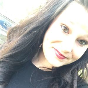 Meet your Posher, Michaela